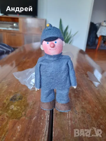 Стара фигурка,кукла