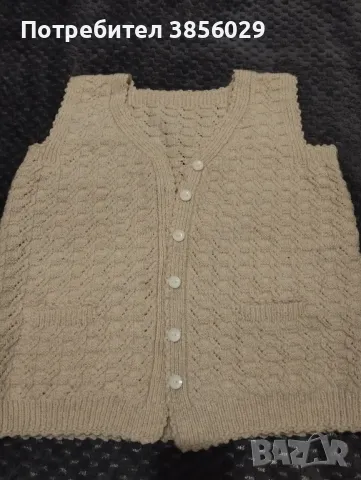 вълнен елек, снимка 3 - Елеци - 48454297