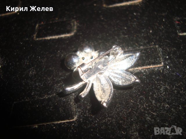 ИЗЯЩНА СРЕБРИСТА ФЛОРАЛНА БРОШКА с КРИСТАЛИ 17078, снимка 3 - Други - 31230609