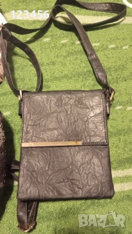 Малки чанти и раници, снимка 7 - Чанти - 44185548