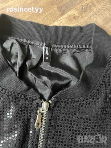 готина горничка, снимка 3 - Корсети, бюстиета, топове - 23990595