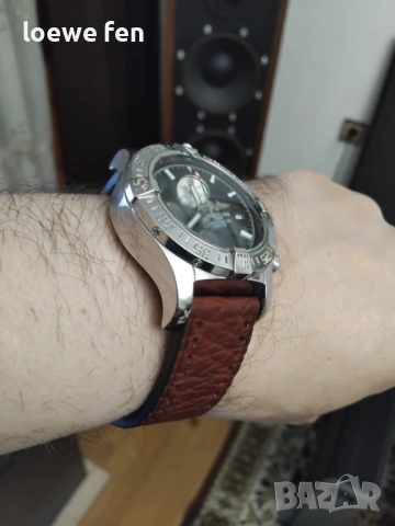 Два броя Breitling A13370 Super Avenger 48 mm ! Кварц!, снимка 18 - Мъжки - 53598035