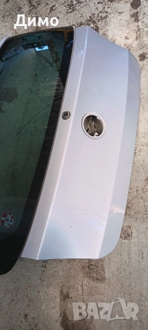 багажник пета врата заден капак бмв е87 bmw e87, снимка 2 - Части - 54334245