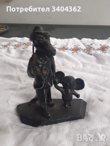 Метална руска статуетка, фигура - крокодила Гена и Чебурашка