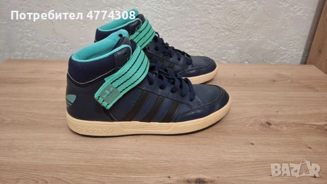 Кецове adidas Varial Mid в размер 40., снимка 2 - Кецове - 53938130