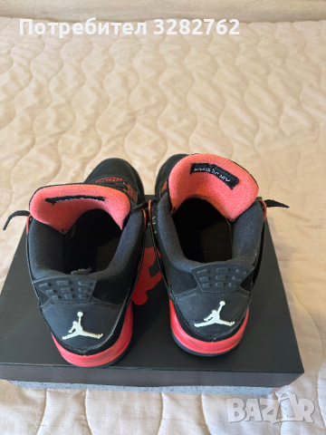 Nike Air Jordan Retro 4 Red Thunder, снимка 4 - Маратонки - 44619954