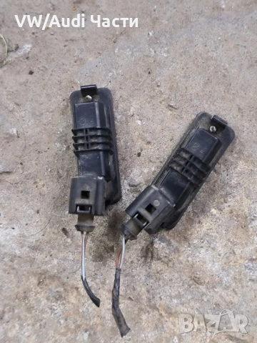 Плафон плафони заден номер за Голф 5 VW Golf 5 Passat Touran Jetta 1J6943021B, снимка 2 - Части - 50451516