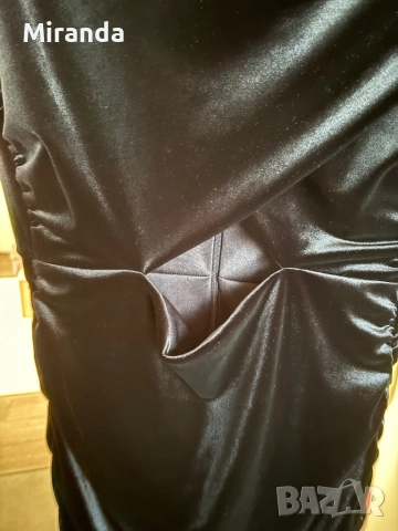 Zara кадифена рокля М, снимка 7 - Рокли - 52397041