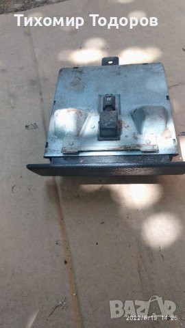 Пепелник Nissan Primera P10, снимка 3 - Части - 37140775