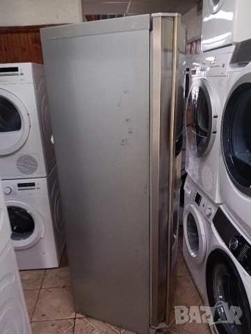 Огромен иноксов хладилник който прави газирана вода Аег Aeg с две години гаранция!, снимка 3 - Хладилници - 53895358