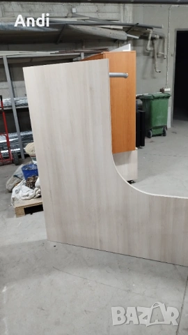 Бюро ъглово с метални крака - офис маса 160 - 150 /60-70 / 76см, снимка 17 - Работни маси и бюра - 53173053