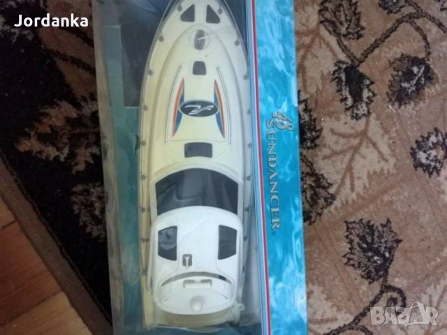 Яхта с радио контрол, снимка 10 - Коли, камиони, мотори, писти - 16693288