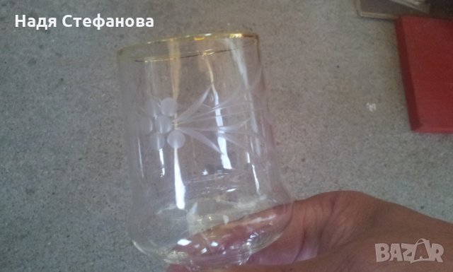 Ретро гравирани стъклени чаши за алкохол със столче 6 бр, снимка 4 - Антикварни и старинни предмети - 29080799
