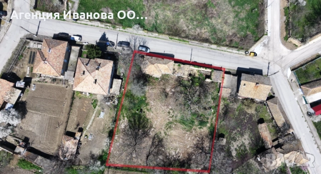 Парцел с къща в гр. Опака – 1590 кв.м с отлична локация и потенциал, снимка 9 - Къщи - 54131995
