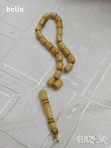 Броеница камилска кост -21 зърна без попа.Цена 150 лв