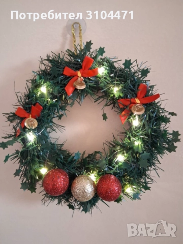 Коледни венци, ръчна изработка. 