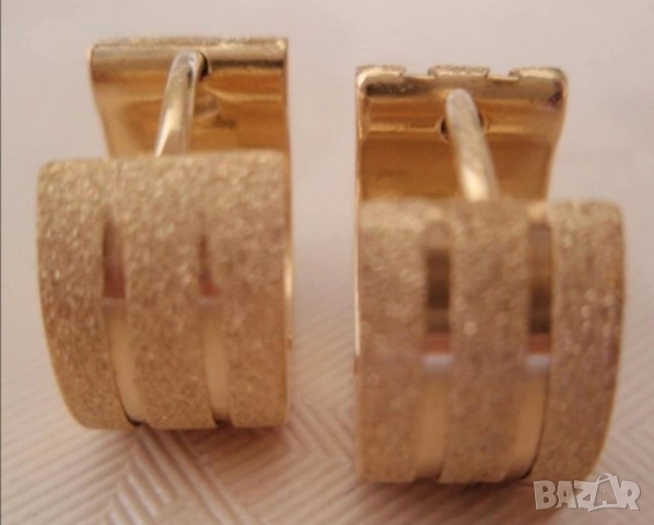 Нови златисти стоманени обеци 10 лв./ЧИФТ, снимка 3 - Обеци - 51770510