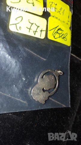 СТАРА СРЕБЪРНА или ПОСРЕБРЕНА ИКОНА МЕДАЛЬОН КАТОЛИЧЕСКА 7821, снимка 5 - Колиета, медальони, синджири - 30275550