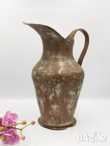 АНТИКВАРНА находка  Бакърена ръчно изкована рустикална кана за вода , снимка 3 - Антикварни и старинни предмети - 51581381