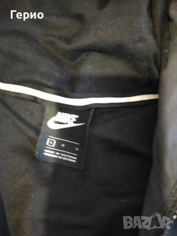 Влагоустойчив суитшърт Nike, снимка 3 - Спортни дрехи, екипи - 52866664