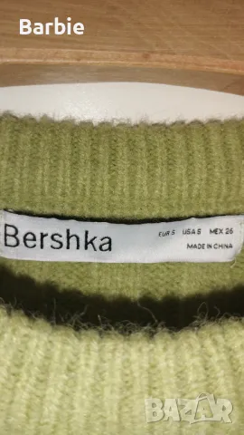 Дамско пуловерче Bershka, снимка 2 - Блузи с дълъг ръкав и пуловери - 49038090