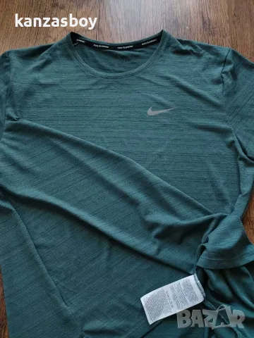nike dri fit - страхотна мъжка тениска КАТО НОВА Л, снимка 8 - Тениски - 56024648