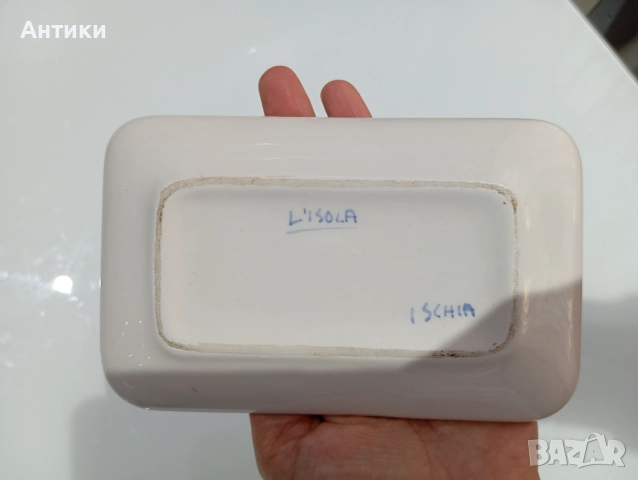 Порцеланова стара маркирана чинийка, снимка 2 - Чинии - 52496195