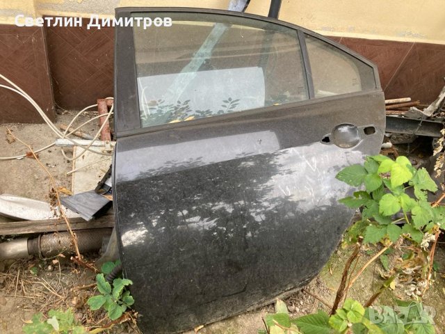 Врати за Nissan Primera P12, снимка 3 - Части - 42513304