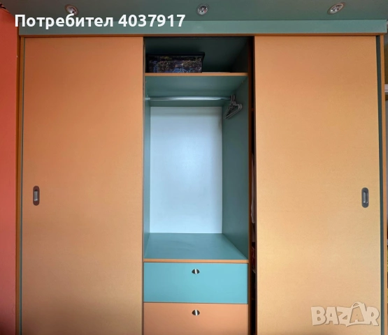 Предлагам обзавеждане за стая-гардероб, бюро и шкаф, снимка 2 - Гардероби - 54122095