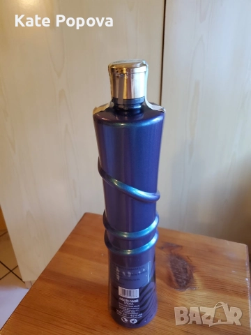 Лимитирана водка Roberto Cavalli, снимка 3 - Колекции - 52930330