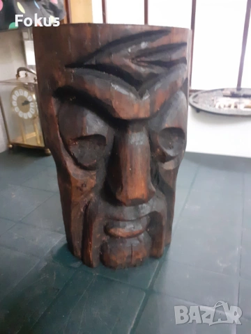 Дърворезба статуетка фигура дърво