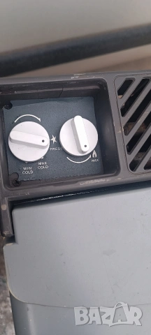 хладилници на газ 12волта и 220волта, снимка 4 - Хладилници - 53910905