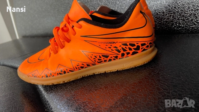 Два удобни модела кожени маратонки NIKE, снимка 2 - Маратонки - 51854876