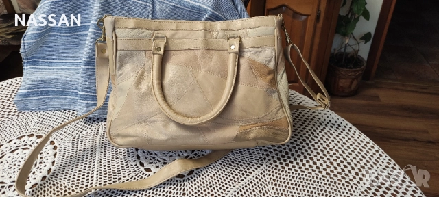 нова бежова чанта с къса и дълга дръжка, снимка 2 - Чанти - 52133461