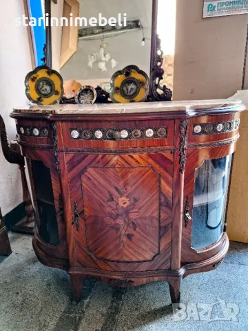 Бароково витринно шкафче , снимка 2 - Шкафове - 48781518