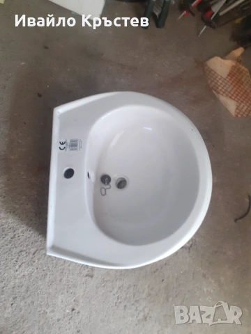 Продавам порцеланова мивка