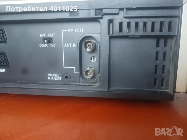 Топ video  JVC HR-S9400E  HiFi HighEnd S-VHS + слушалки JVC, снимка 8 - Приемници и антени - 50847962