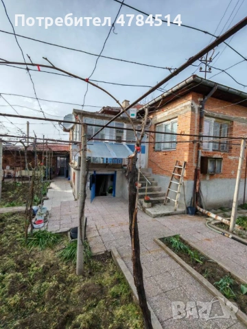 Къща с двор, снимка 3 - Къщи - 54054527