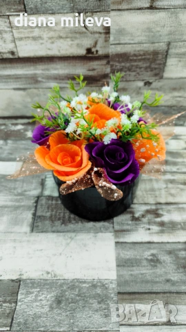 Кашпа с рози от креп хартия!!, снимка 5 - Декорация за дома - 53289232