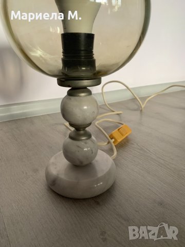 Лампа с мраморна основа, снимка 2 - Настолни лампи - 40019432
