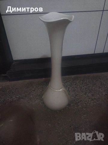 Стъклена ваза