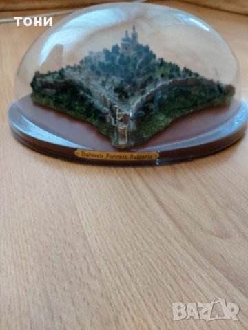 крепост Царевец, снимка 2 - Статуетки - 31602120