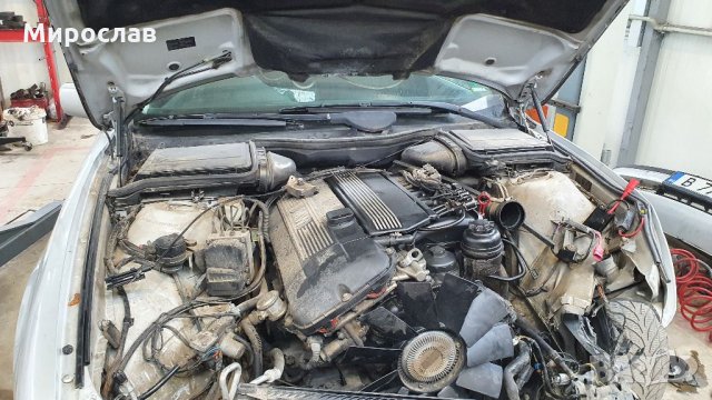 BMW E39 523i, БМВ 2500 климатик, автоматична скоростна кутия, , снимка 2 - Автомобили и джипове - 33769152