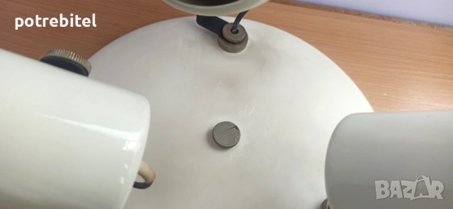 Таванен плафон с три регулируеми лампи + 3 крушки PHILIPS, снимка 3 - Полилеи - 54044246