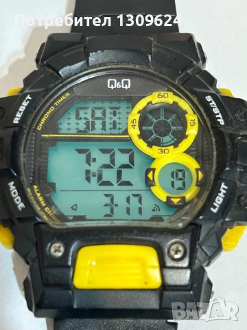 Q&Q мъжки часовник наподобяващ Casio G-Shock , снимка 4 - Мъжки - 53878679