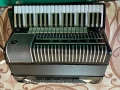 Електрически Акордеон HOHNER 120 баса, снимка 2