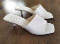 Прекрасни бели изчистени чехли на H&M 39-40, нови, леки и удобни, снимка 1 - Чехли - 40721322