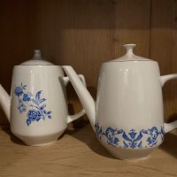 Чайник български порцелан, сини цветя, снимка 1 - Сервизи - 42354576