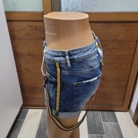 Къси дънкови панталони с тиранти, снимка 6 - Къси панталони и бермуди - 37454780