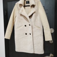 Ново  пухкаво палто в комплект с шапка , снимка 4 - Палта, манта - 38720916